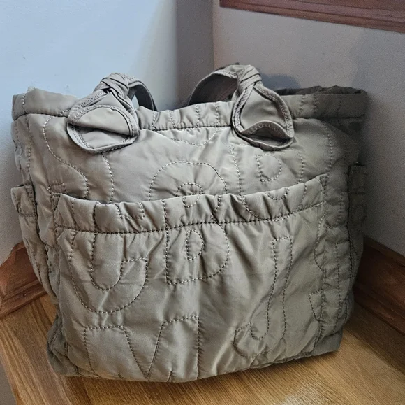 Marc By Marc Jacobs Standard Supply Nylon Tote Quilted Weekender - Picture 2 of 9